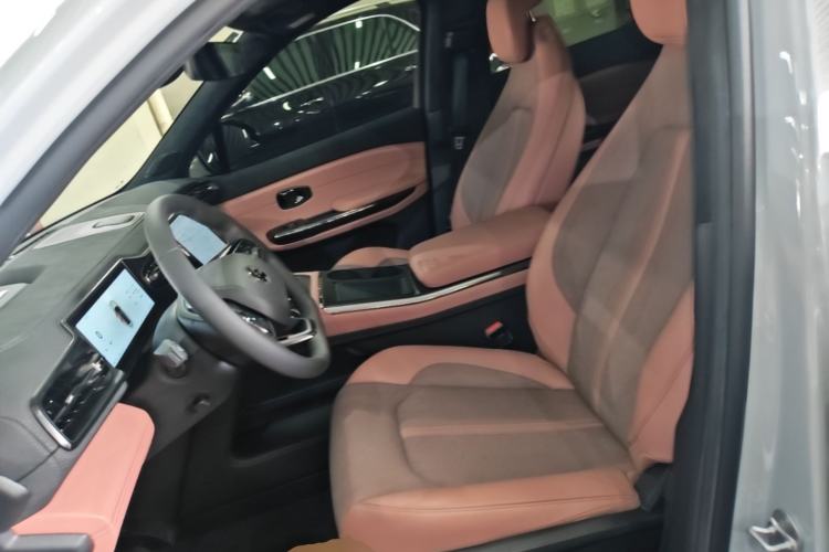 Used Nio EC6 2022 75 kWh Sport Edition Left Front Seat