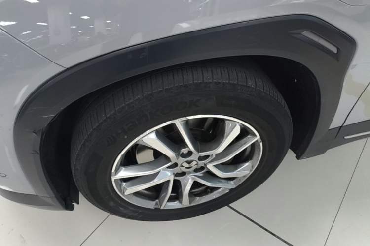 Used Nio EC6 2022 75 kWh Sport Edition Left Front Wheel Hub