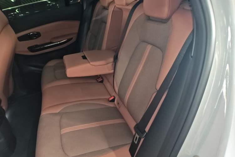 Used Nio EC6 2022 75 kWh Sport Edition Left Rear Seat