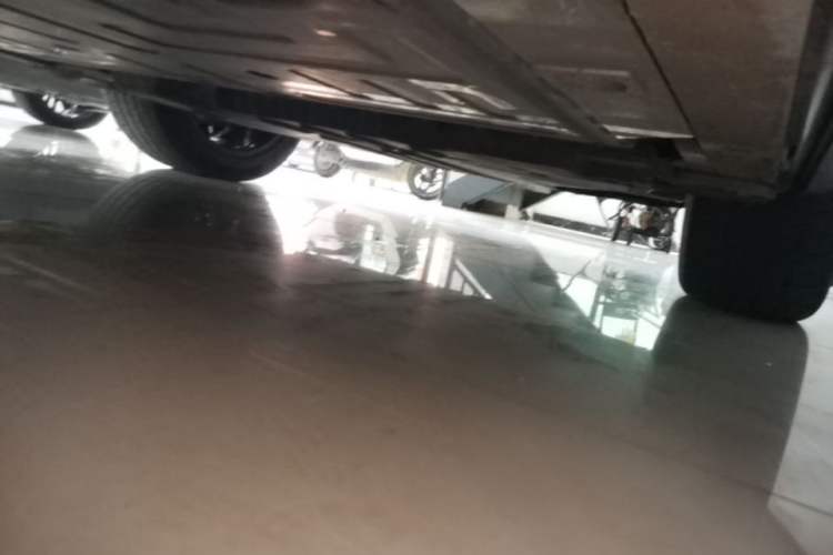 Used Nio EC6 2022 75 kWh Signature Edition Left Side Sill