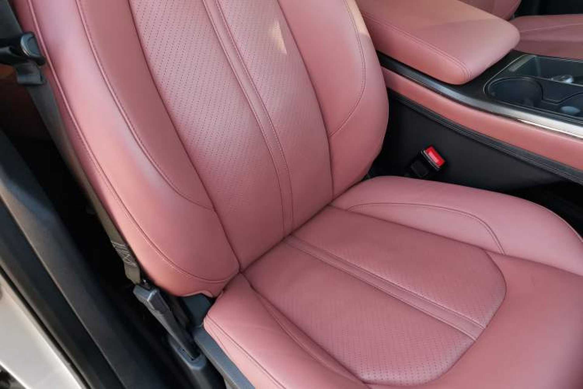 Used Nio EC6 2022 75 kWh Sport Edition Right Front Seat
