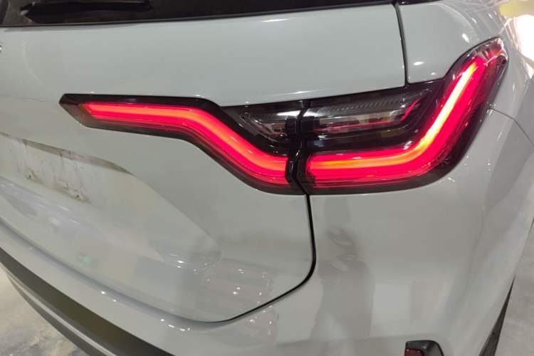 Used Nio EC6 2022 75 kWh Sport Edition Right Rear Taillight