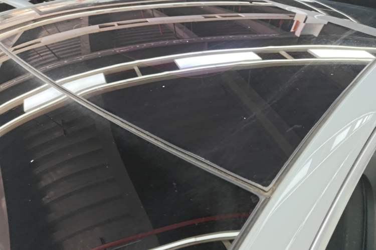 Used Nio EC6 2022 75 kWh Sport Edition Roof