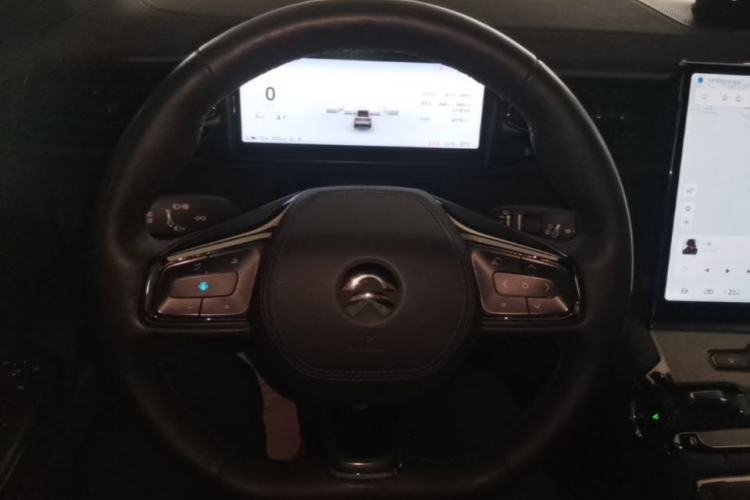 Used Nio EC6 2022 75 kWh Signature Edition Steering Wheel