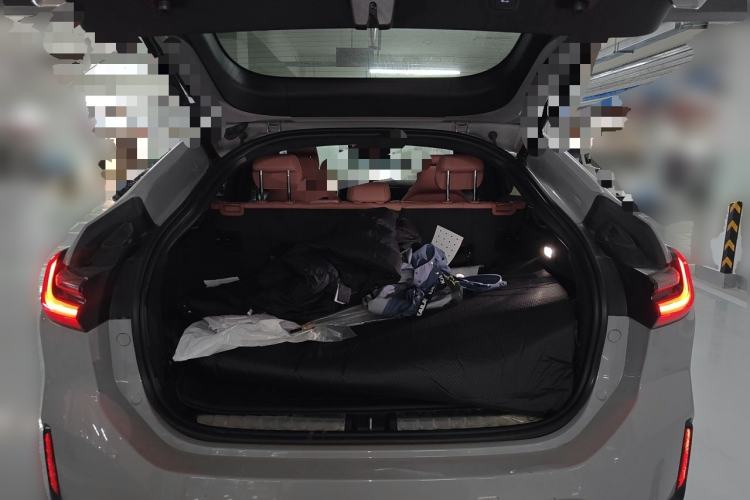 Used Nio EC6 2022 75 kWh Sport Edition Trunk