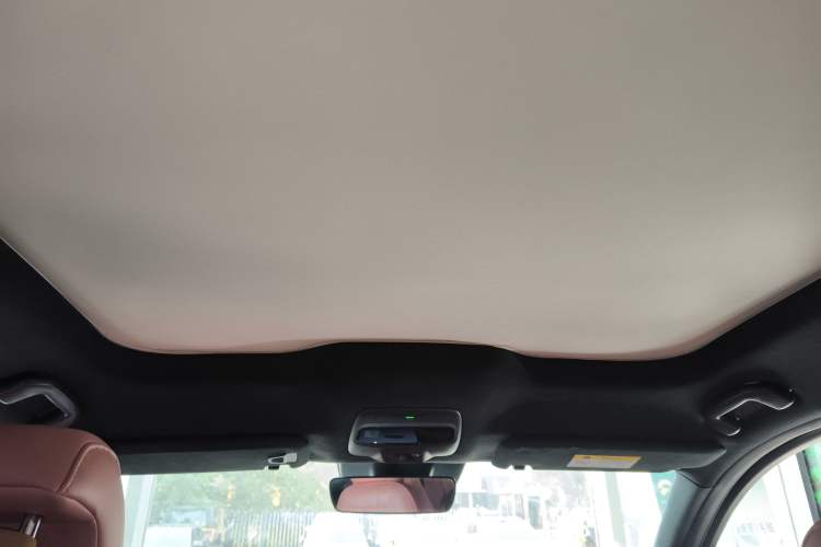 Used Nio EC6 2022 75 kWh Sport Edition Headliner