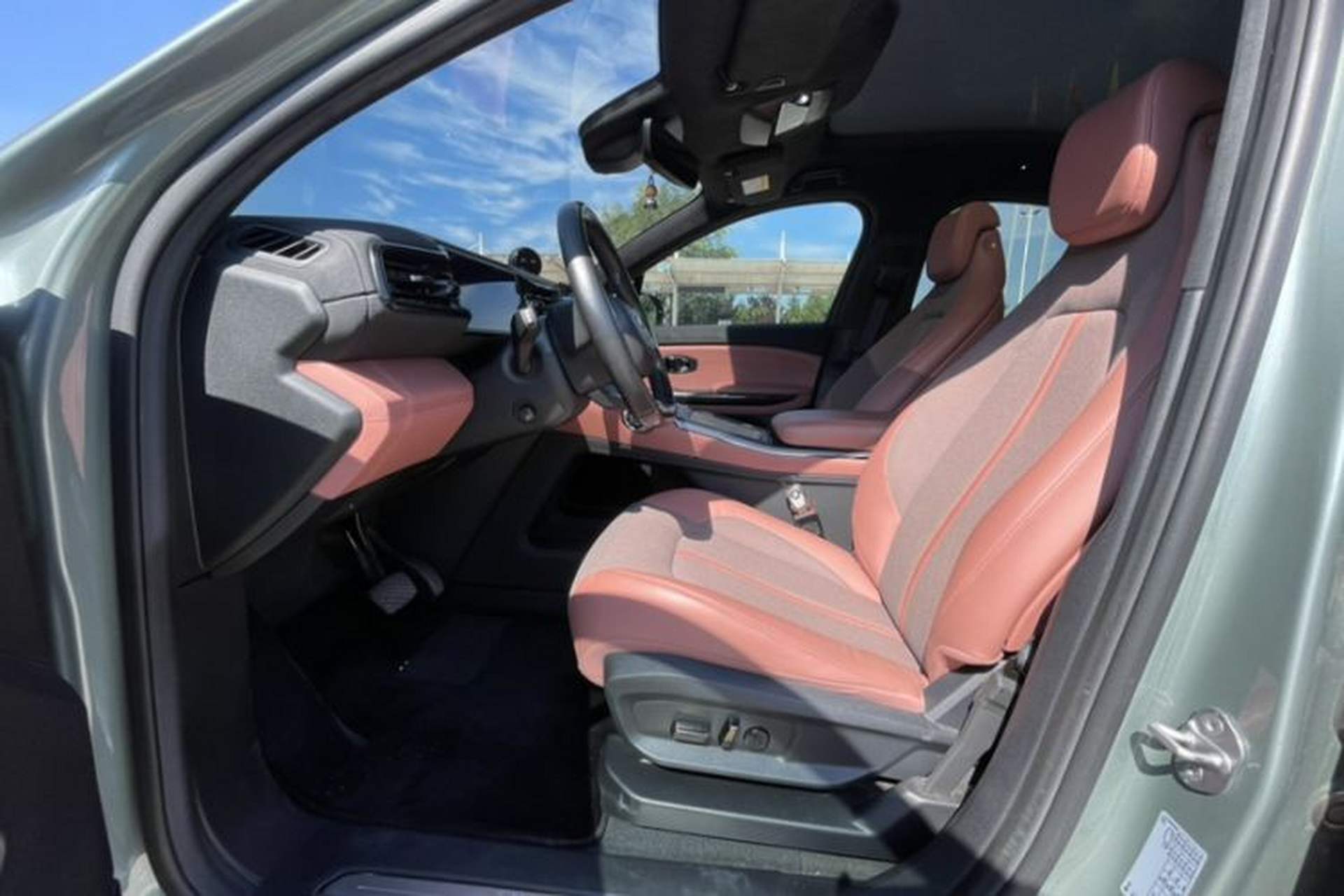 Used Nio EC6 2022 75 kWh Performance Version Interior 2