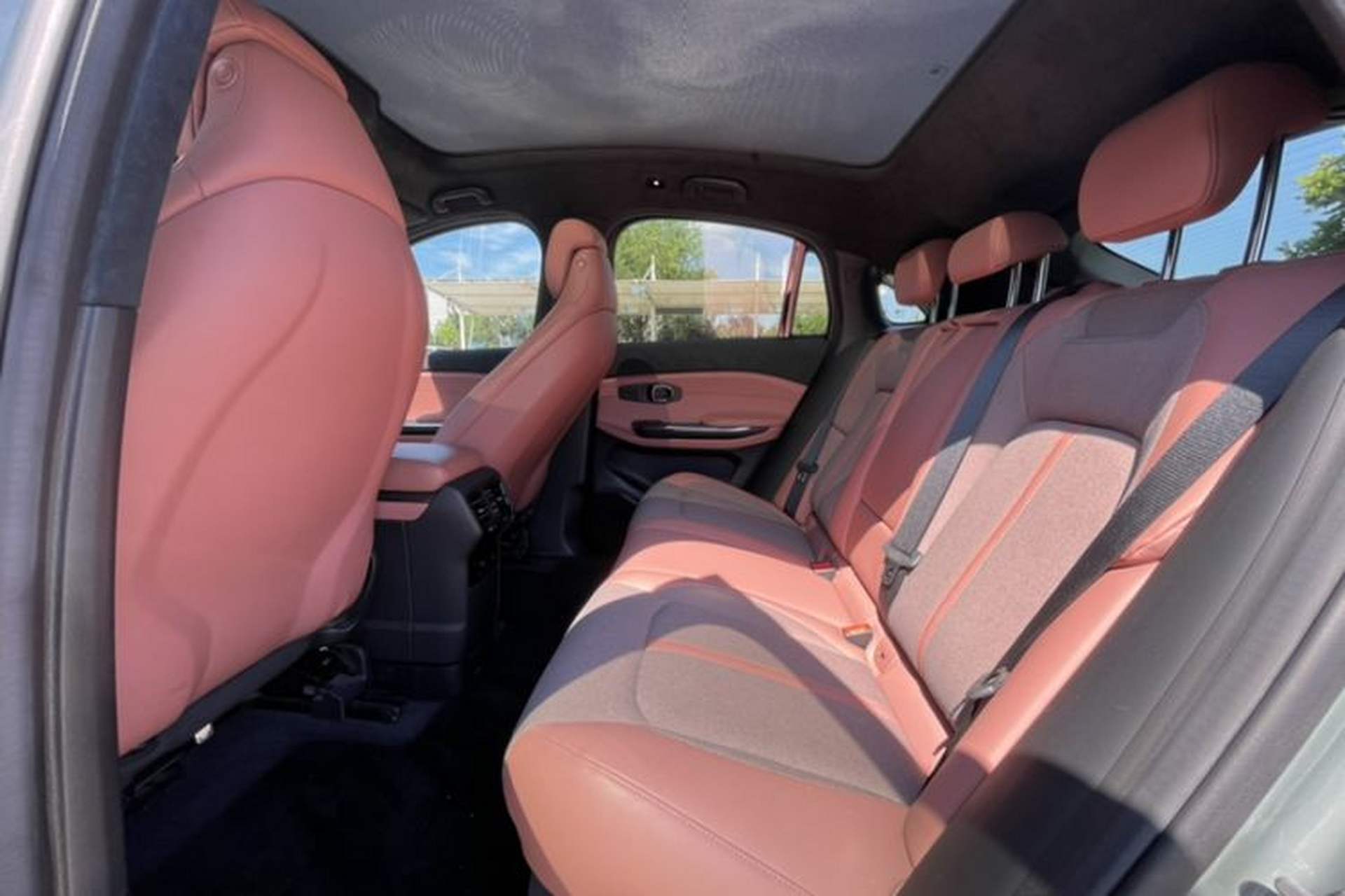 Used Nio EC6 2022 75 kWh Performance Version Interior 3