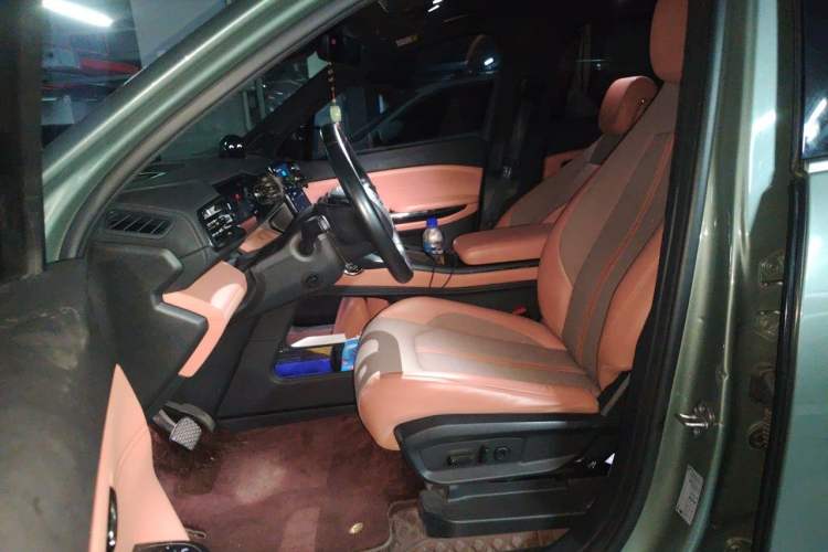 Used Nio EC6 2022 75 kWh Sport Edition Left Front Seat