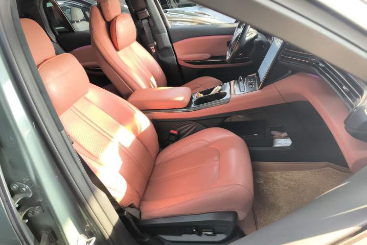 Used Nio EC6 2022 75 kWh Sport Edition Right Front Seat