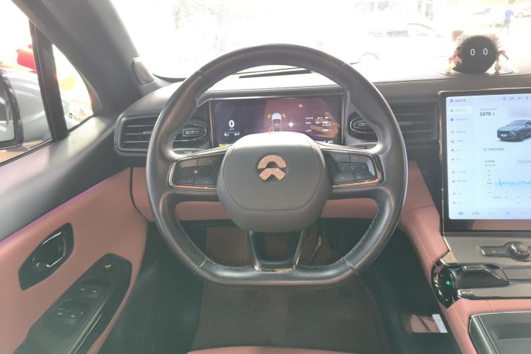 Used Nio EC6 2022 75 kWh Sport Edition Steering Wheel