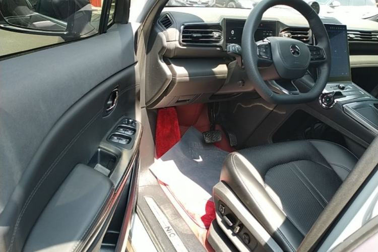 Used Nio EC6 2022 75 kWh Sport Edition Driver Seat