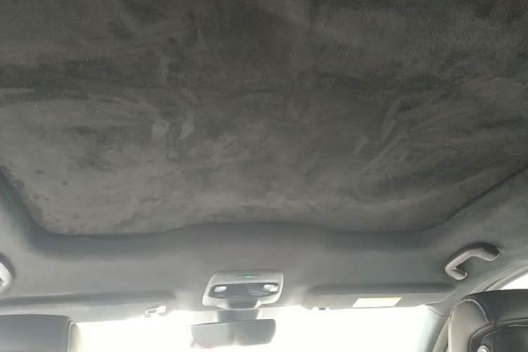 Used Nio EC6 2022 75 kWh Sport Edition Headliner