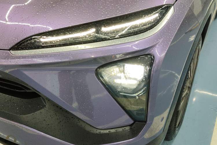 Used Nio EC6 2022 100kWh Performance Version Left Front Headlight