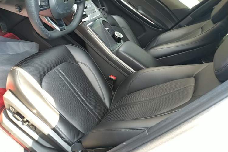 Used Nio EC6 2022 75 kWh Sport Edition Left Front Seat