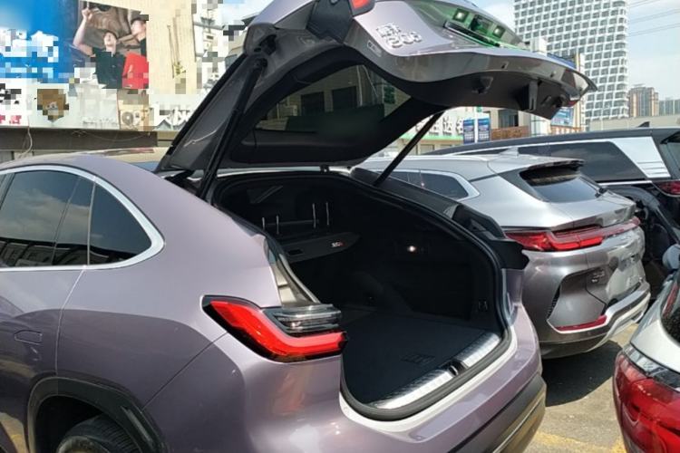 Used Nio EC6 2022 75 kWh Sport Edition Trunk