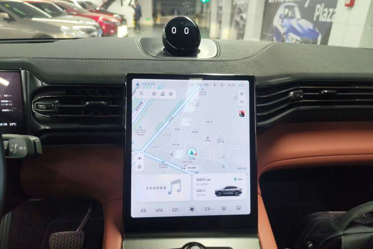 Used Nio EC6 2022 75 kWh Sport Edition Audio And AC Panel