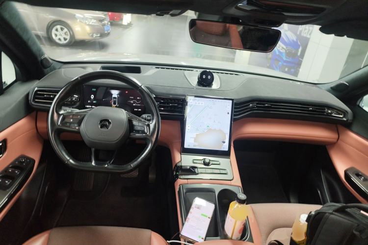 Used Nio EC6 2022 75 kWh Sport Edition Center Console