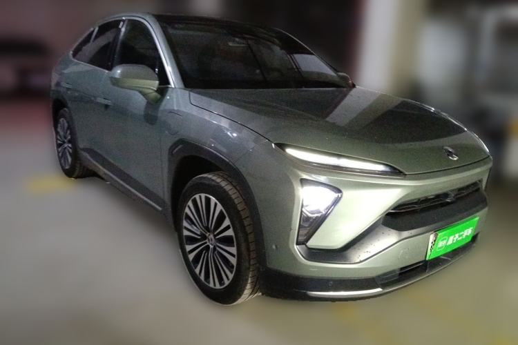 Used Nio EC6 2022 75 kWh Signature Edition Front Right 45 Deg