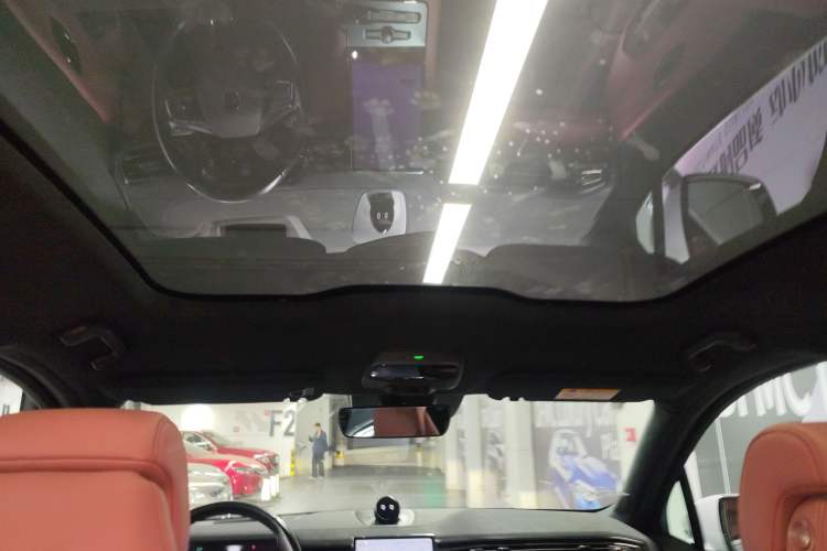 Used Nio EC6 2022 75 kWh Sport Edition Headliner