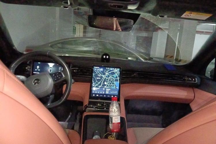 Used Nio EC6 2022 75 kWh Signature Edition Headliner