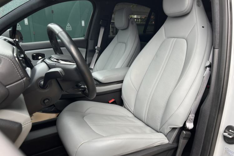 Used Nio EC6 2022 75 kWh Sport Edition Interior 7