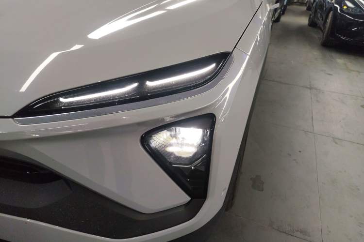 Used Nio EC6 2022 75 kWh Sport Edition Left Front Headlight