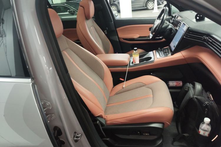 Used Nio EC6 2022 75 kWh Sport Edition Right Front Seat