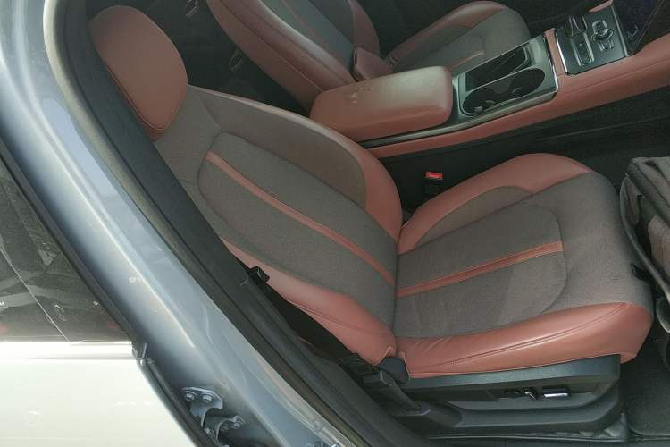 Used Nio EC6 2022 100kWh Sport Edition Right Front Seat