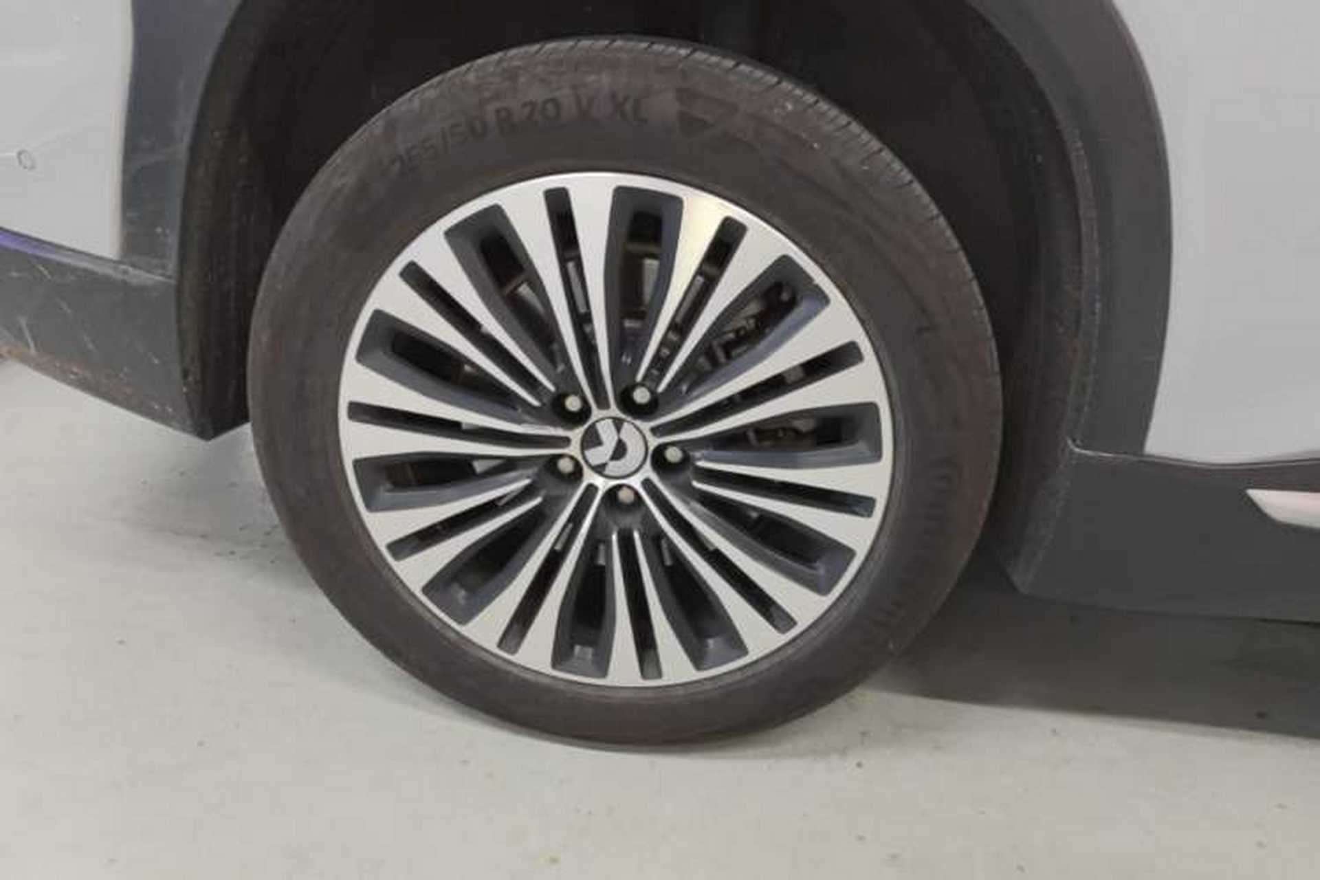 Used Nio EC6 2022 75 kWh Sport Edition Right Rear Wheel Hub