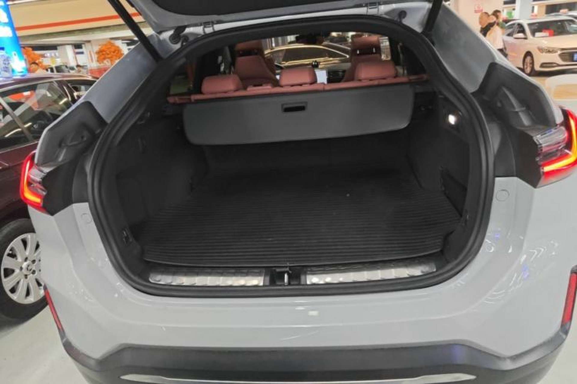 Used Nio EC6 2022 75 kWh Sport Edition Trunk