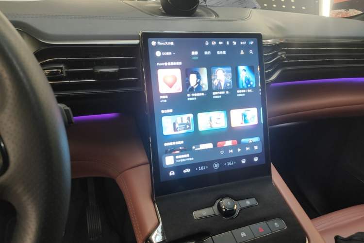 Used Nio EC6 2022 75 kWh Performance Version Audio And AC Panel