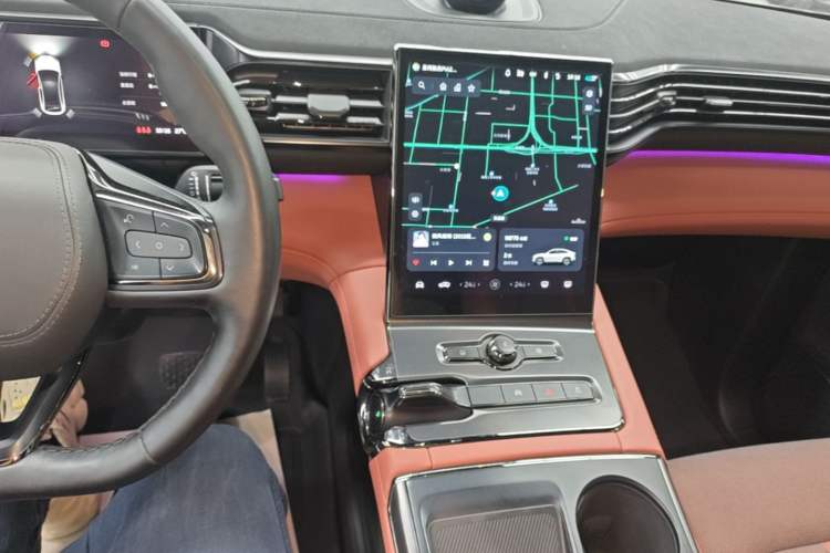 Used Nio EC6 2022 75 kWh Sport Edition Audio And AC Panel
