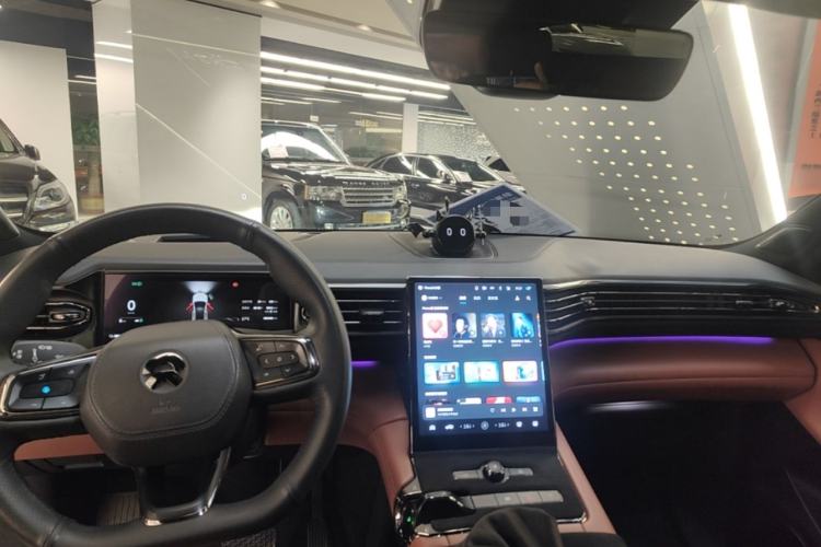 Used Nio EC6 2022 75 kWh Performance Version Center Console