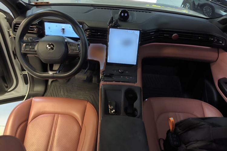Used Nio EC6 2022 75 kWh Performance Version Center Console