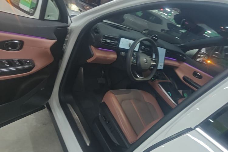 Used Nio EC6 2022 75 kWh Sport Edition Driver Seat