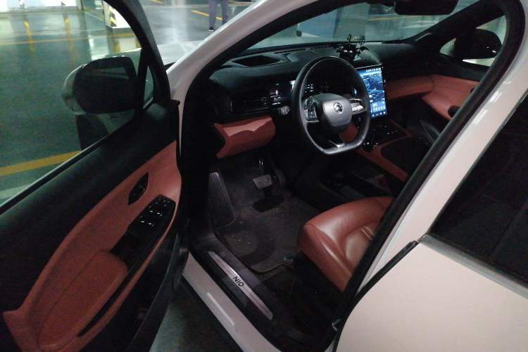 Used Nio EC6 2022 75 kWh Performance Version Driver Seat