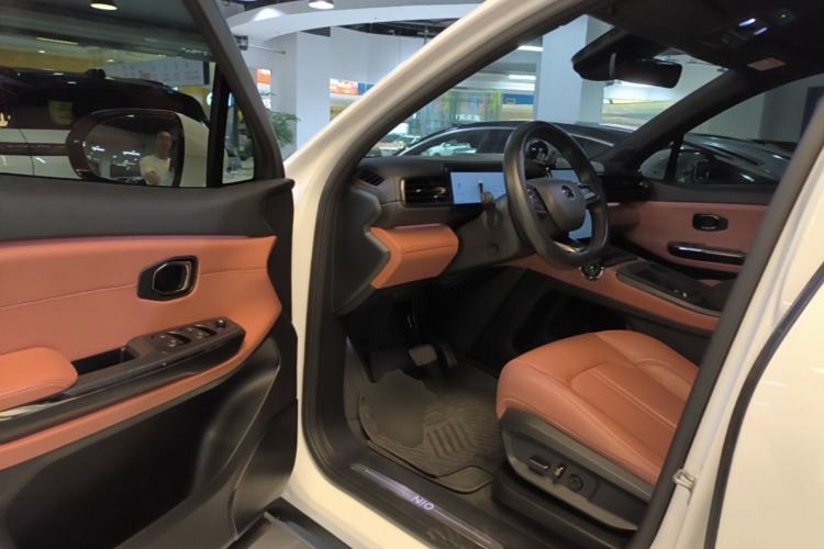 Used Nio EC6 2022 75 kWh Performance Version Driver Seat