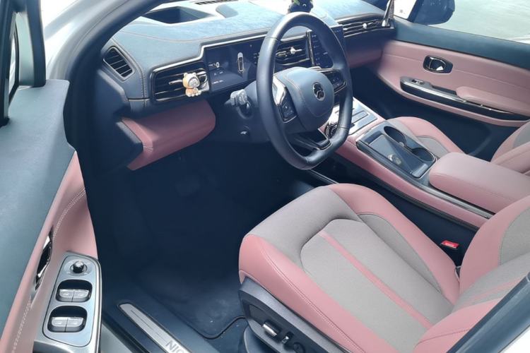 Used Nio EC6 2022 75 kWh Sport Edition Driver Seat