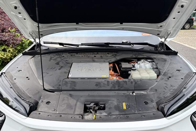 Used Nio EC6 2022 75 kWh Performance Version Engine Bay