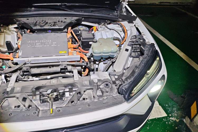 Used Nio EC6 2022 75 kWh Performance Version Engine Bay Left
