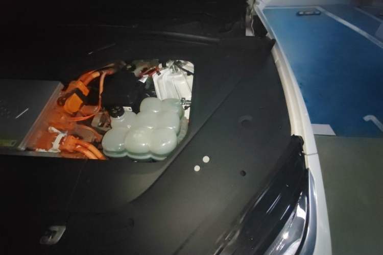 Used Nio EC6 2022 75 kWh Sport Edition Engine Bay Left