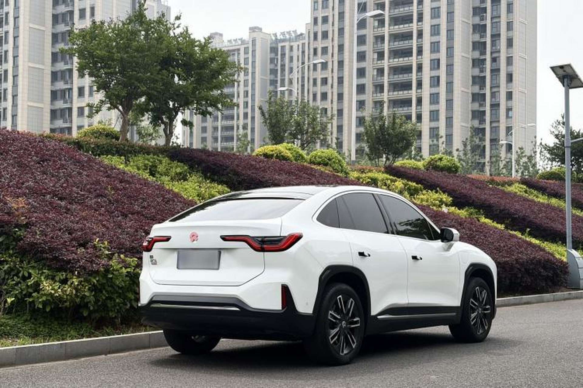 Used Nio EC6 2022 75 kWh Performance Version Exterior 4