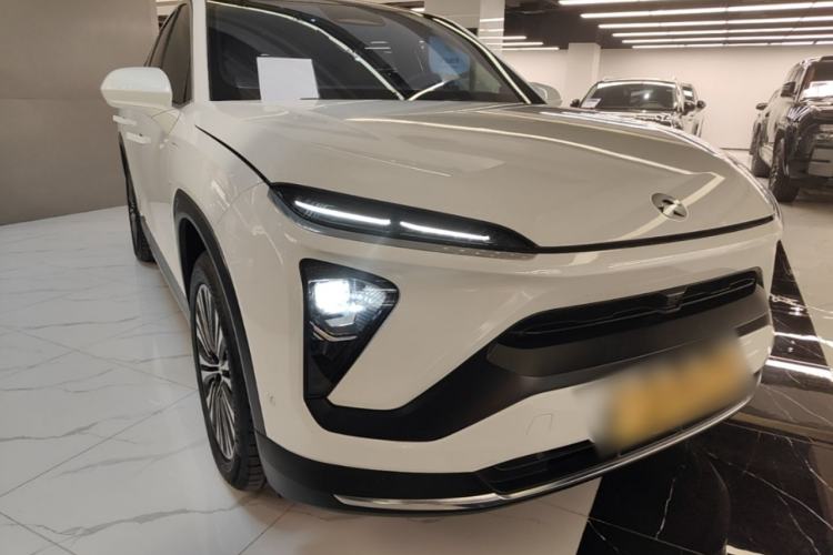 Used Nio EC6 2022 75 kWh Performance Version Front Right 45 Deg