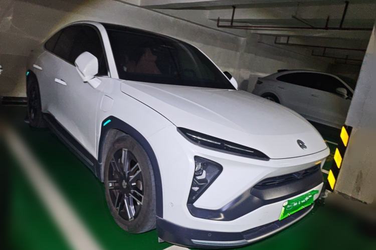 Used Nio EC6 2022 75 kWh Performance Version Front Right 45 Deg