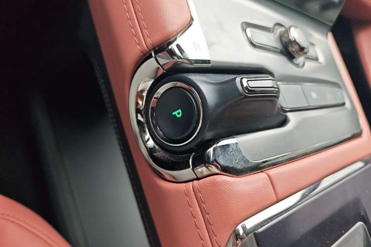 Used Nio EC6 2022 75 kWh Sport Edition Gear Lever