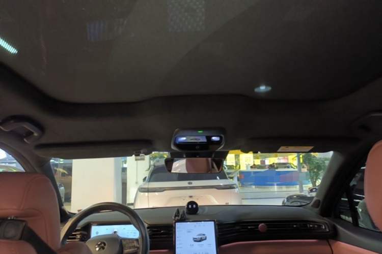 Used Nio EC6 2022 75 kWh Performance Version Headliner