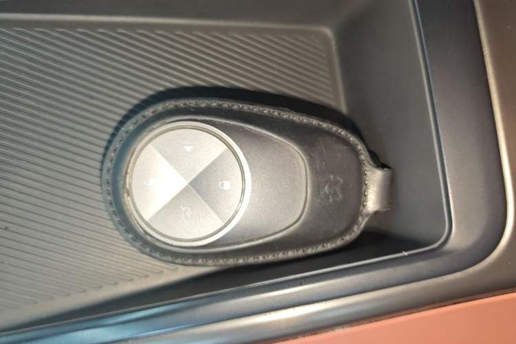 Used Nio EC6 2022 75 kWh Sport Edition Interior 1
