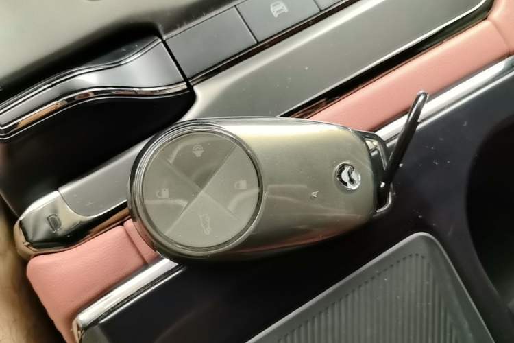 Used Nio EC6 2022 75 kWh Sport Edition Interior 1