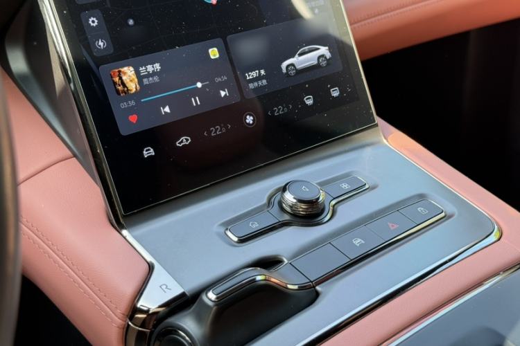 Used Nio EC6 2022 75 kWh Sport Edition Interior 12